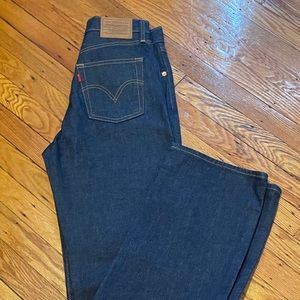 Levi’s Ribcage Jeans